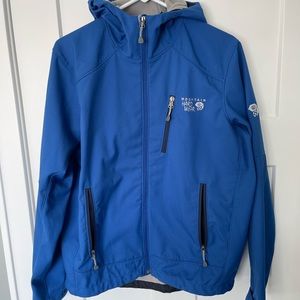 Mountain Hardwear hooded soft shell jacket